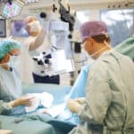 Ricostruzione del seno - nella sala operatoria